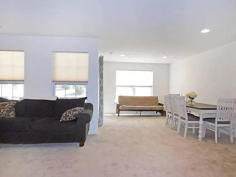 184 Saddlebrook Dr — Photo 21