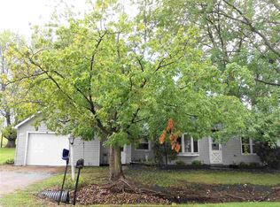 3239 Delhi Rd, Omro, WI 54963