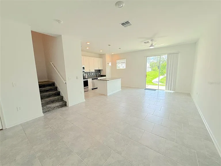 7509 Stone Creek Trl — Photo 3