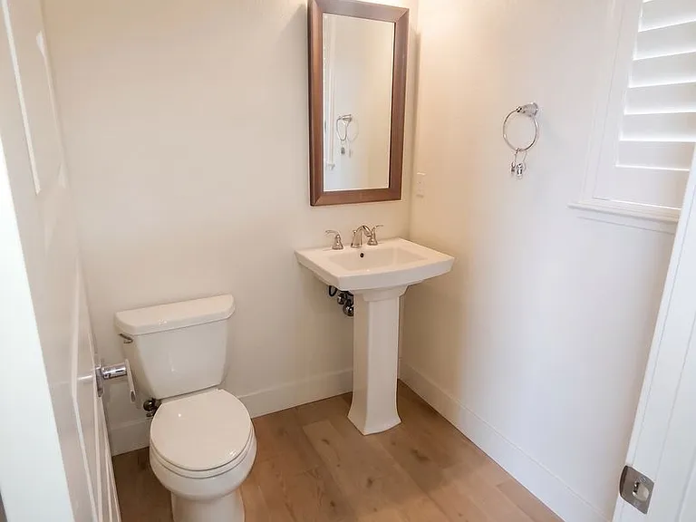 2730 Bette St — Photo 11