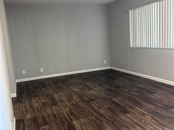 5th image of 244 N Ellsworth Ave APT 2
