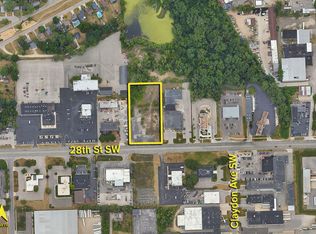 2777 28th St SW, Wyoming, MI 49519