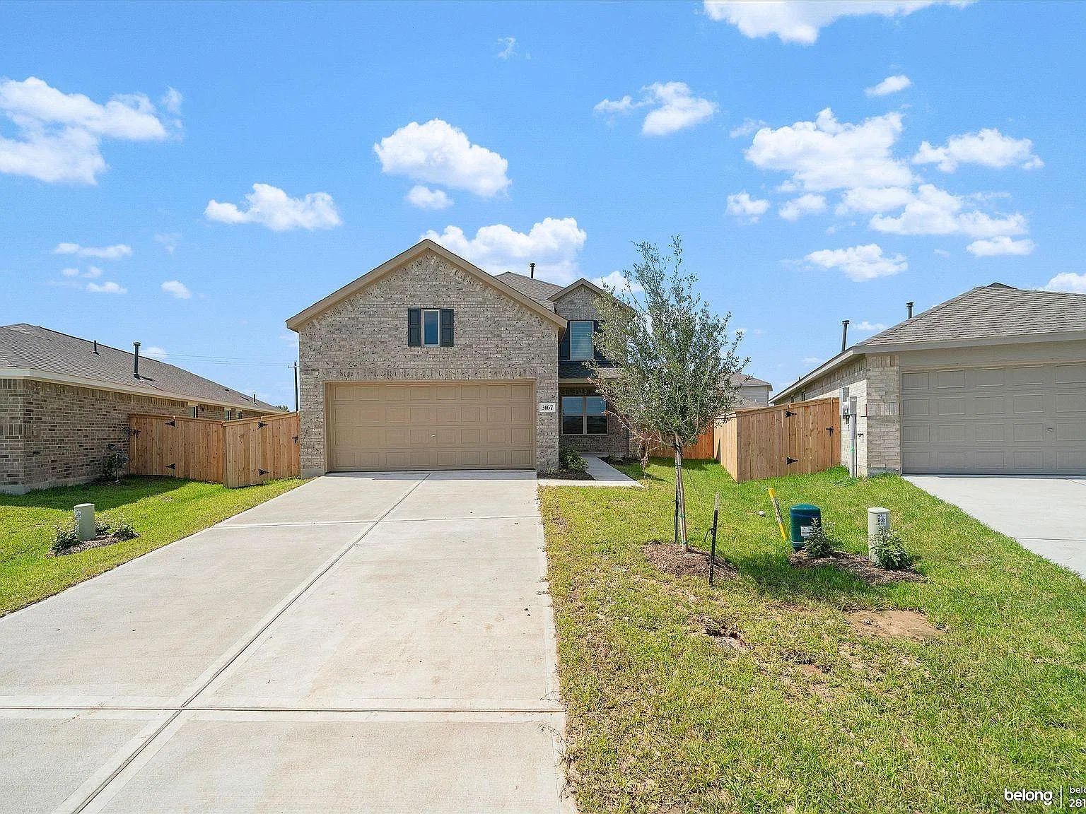 4 bed, 2.5 bath, $1,725 — Photo 1