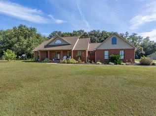6828 Wallace Dr, Pace, FL 32571