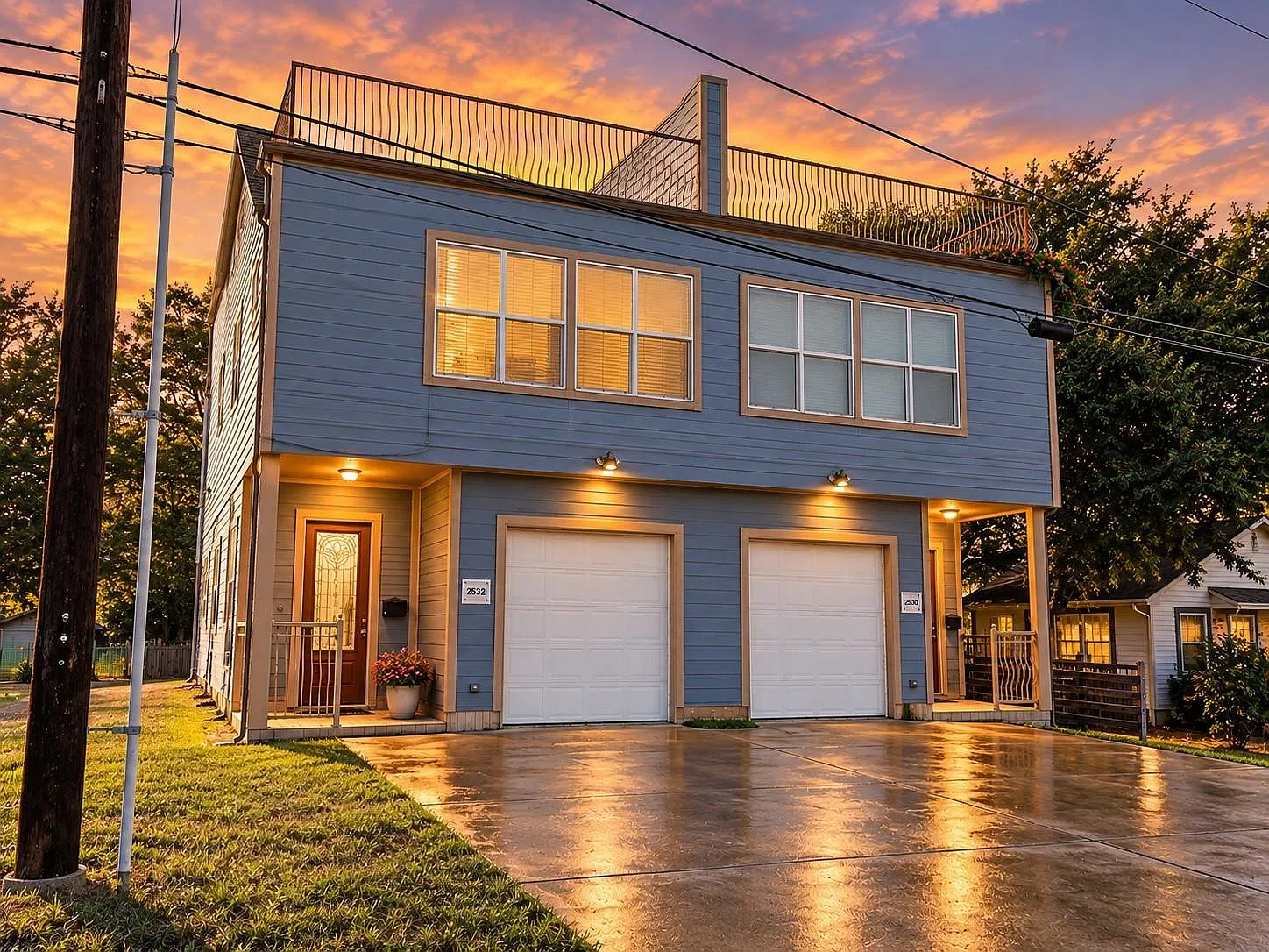 4 bed, 4.5 bath, 4512 sqft, $2,500 — Photo 1