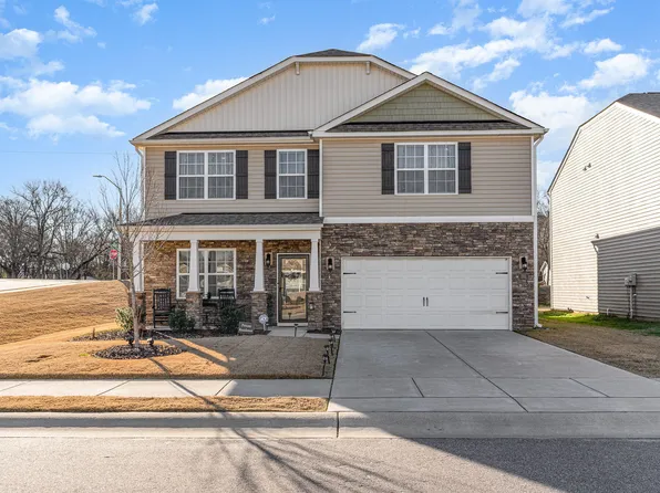101 Benjamin Ct, Clayton, NC 27527