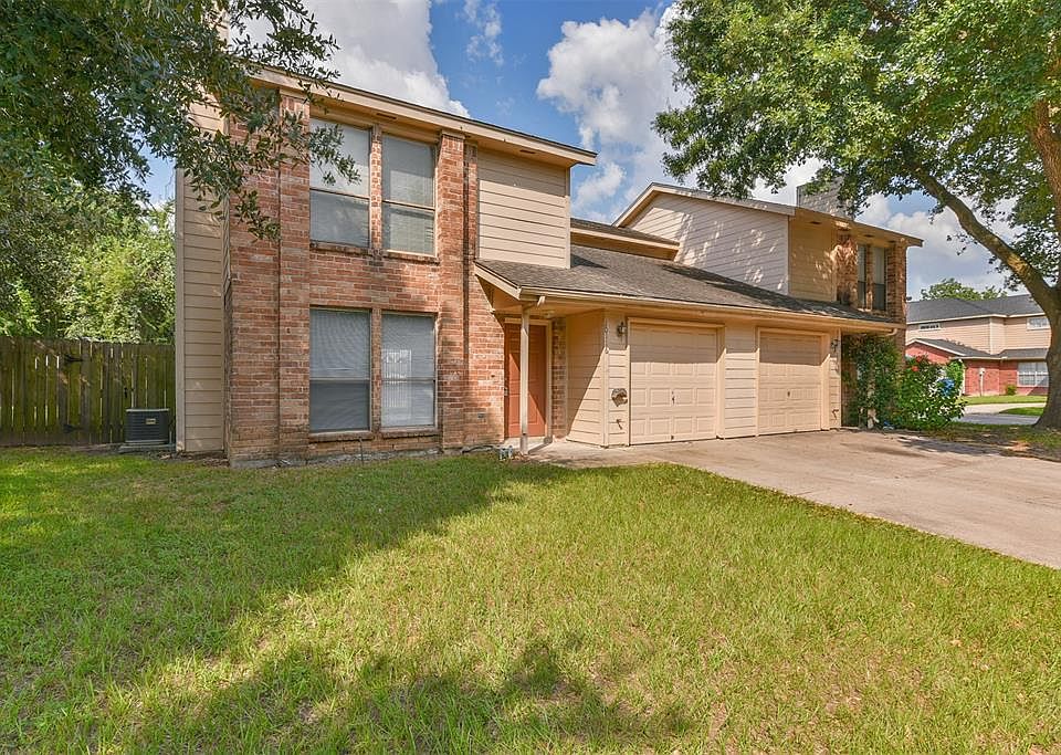 1st image of 10116 Emerald Oaks Dr