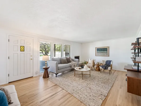 958 E Tritoma Ave, White City, UT 84094