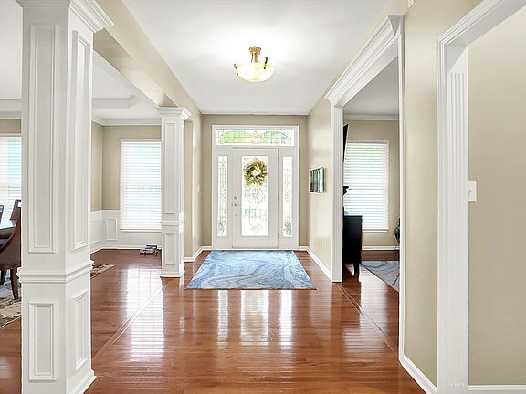 5th image of 801 Silverleaf Dr