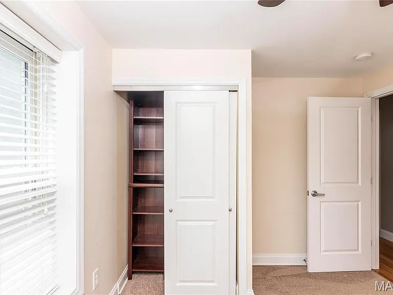610 Forest Ct #2 — Photo 3