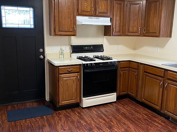 Gas range and back door