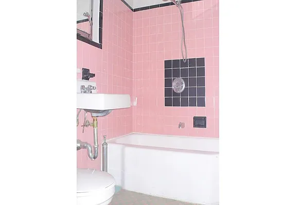 Rented by Warburg | media 11