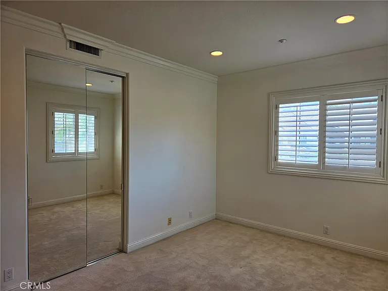 17568 Cloverdale Way — Photo 18