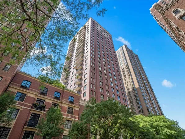 1122 N Dearborn St APT 23I, Chicago, IL 60610