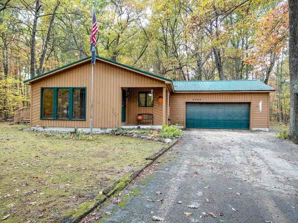 4284 Hemlock Ln, Farwell, MI 48622