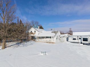 E8834 County Rd N, New London, WI 54961