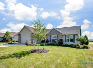 10639 Cherokee Dr, Findlay, OH 45840