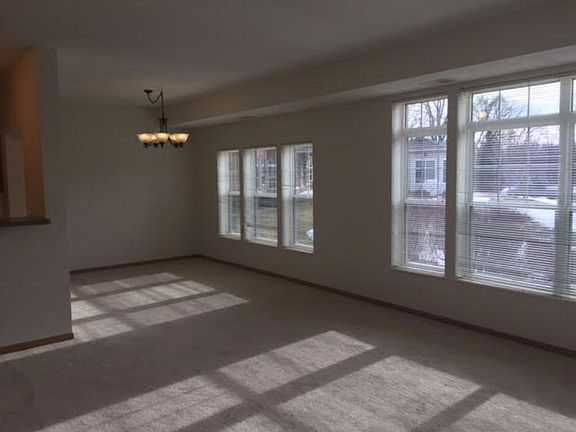 4th image of 935 Ferndale St N Suite 110