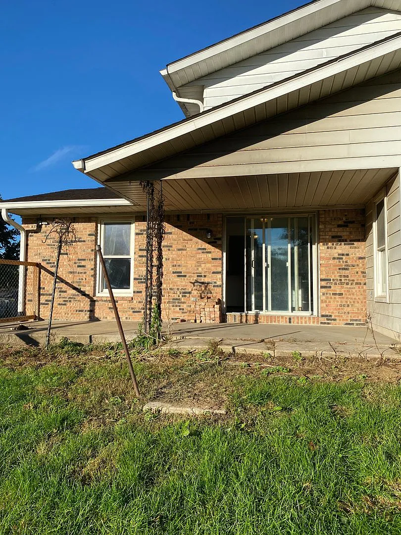 1612 E Harrison St — Photo 1