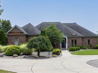 5887 Lee Rd, Jackson, MI 49201