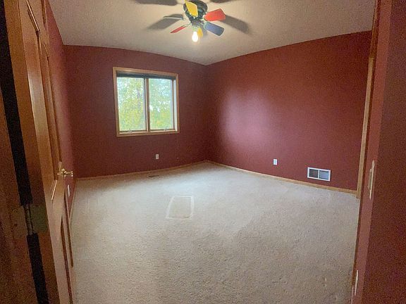 5th image of 2944 30th Street Cir N
