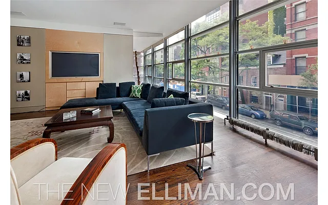 Rented by Douglas Elliman | media 31