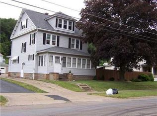 638 Grant St, Franklin, PA 16323
