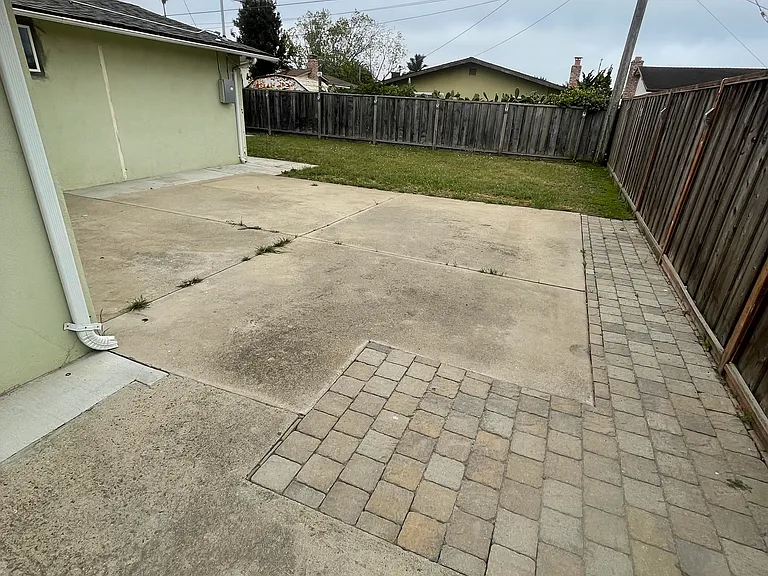1534 Ventura Way — Photo 19