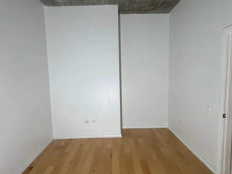 1000 W Leland Ave #7B — Photo 9