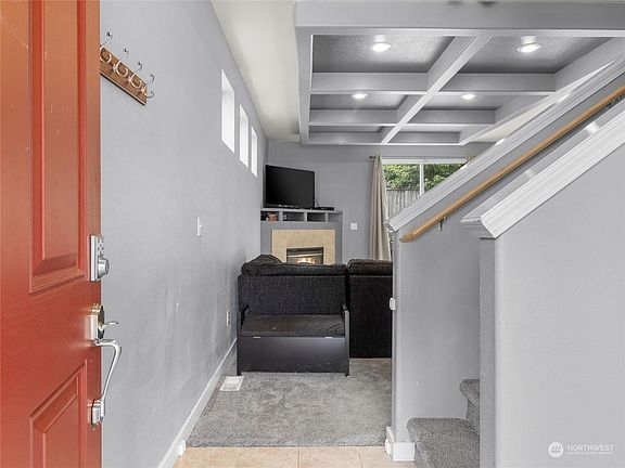 2nd image of 18525 101st Avenue E #136