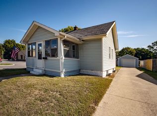 122 Lawndale Ave, Mishawaka, IN