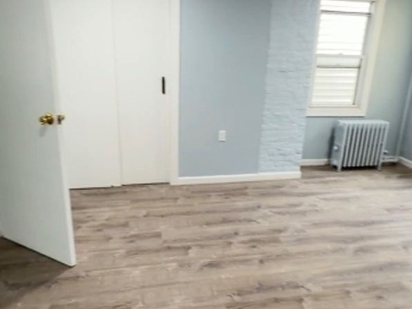 23 Rowland St Floor 2