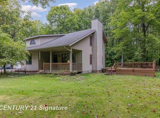 4423 McCulloch Rd, Beaverton, MI 48612