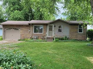 4686 W Jackson St, Frankfort, IN 46041