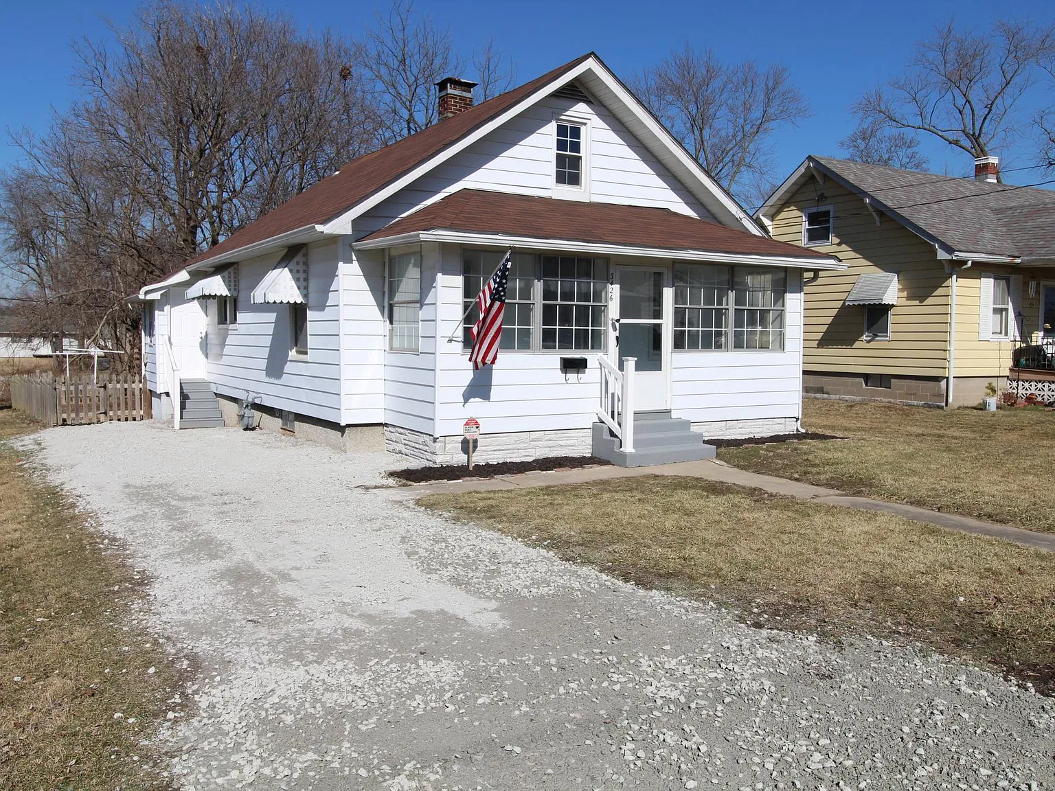 2 bed, 1076 sqft, $1,200 — Photo 3
