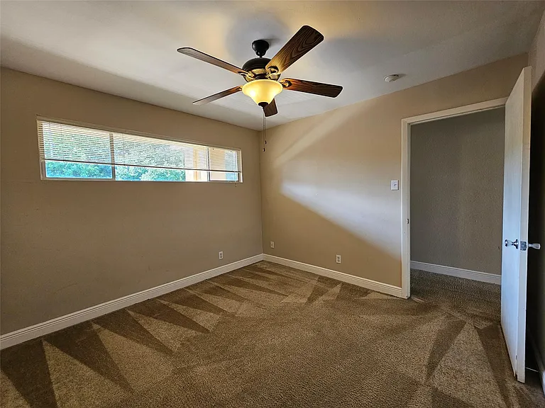 12600 Melville Dr #321B — Photo 9