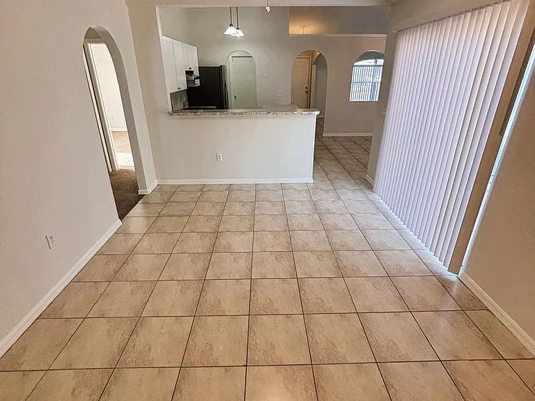 205 Churchill Ct — Photo 7