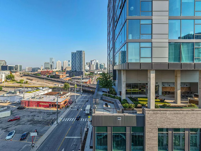 Prima at Paseo South Gulch — Photo 10