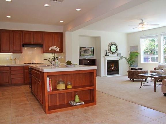 4th image of 4734 Gibbons Dr