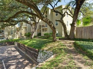 114 E 31st St APT 302, Austin, TX 78705