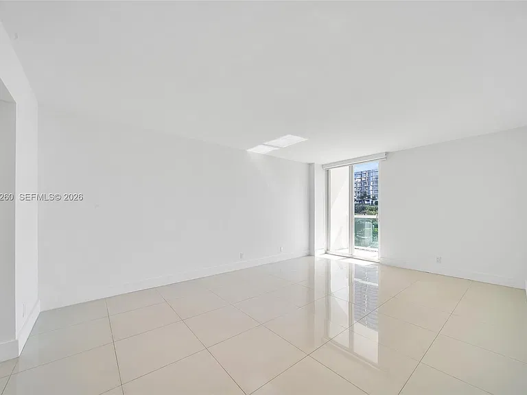 100 Bayview Dr #408 — Photo 25