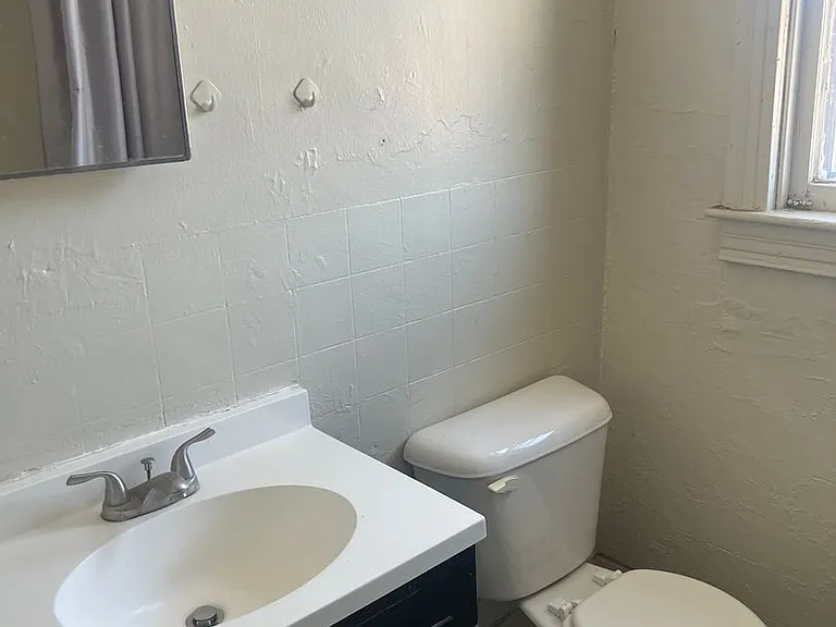 24 N Hartley St — Photo 10