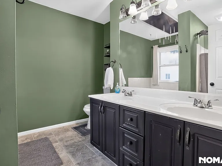 1620 Winthrope Dr — Photo 16
