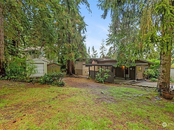 4th image of 20241 8th Avenue NE