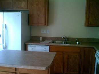 4th image of 720 Rock Lake Gln