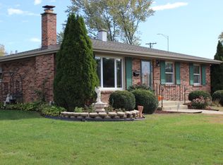 12815 E Playfield Dr, Crestwood, IL 60445