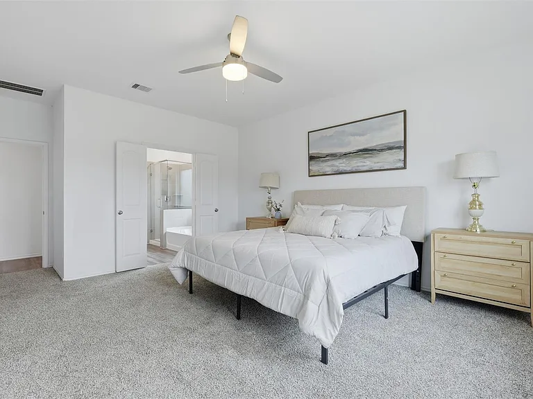 17719 Winfall Dr — Photo 23