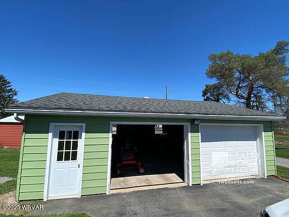 4th image of 274 W Village Dr S
