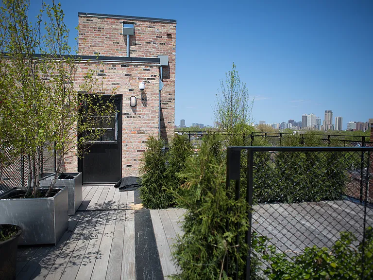 Mulligan School Apartments — Photo 5
