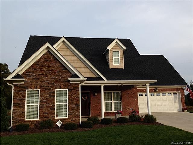 1st image of 1049 Villas Dr